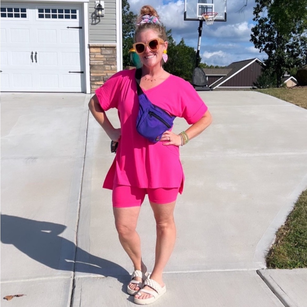 Hot pink set